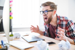 COMMENT UN SALARIE PEUT IL ETRE TOUCHE PAR LE STRESS ? COMMENT UN SALARIE PEUT IL ETRE TOUCHE PAR LE STRESS ?